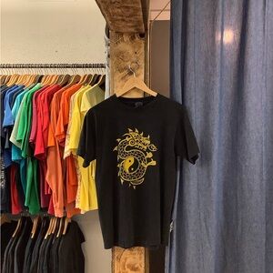 Vintage Black Dragon Graphic T-Shirt